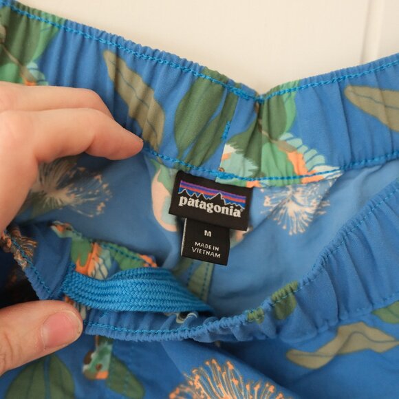 Women's Patagonia jungle print athletic shorts - Medium - Picture 4 of 4